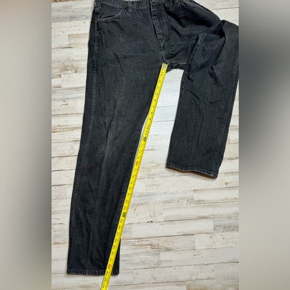 Wrangler Jeans Men's 36x33 Black Cowboy Western Outdoors 13MW2WK - Picture 6 of 10